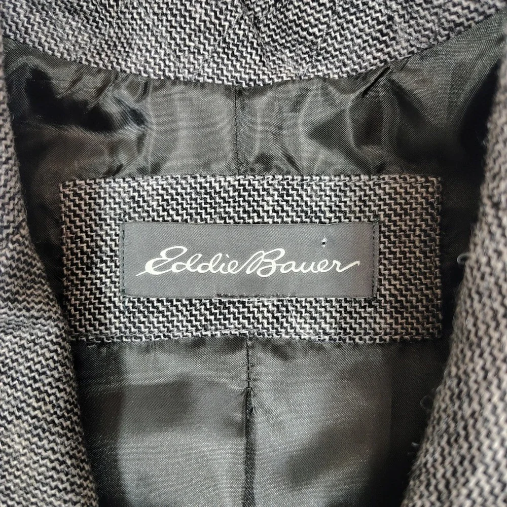 Eddie Bauer Blazer Mens M Grey Herringbone Wool Blend Two Button Sport Coat